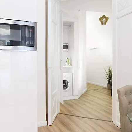 Julia Superior In The Center. Apartment Budapest